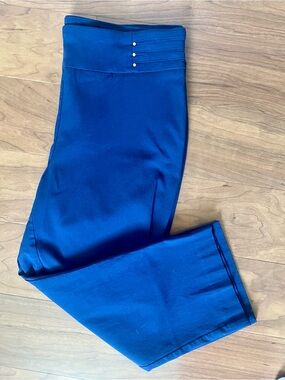 JM Collection Navy Top with Gold Logo Label Petite Large
